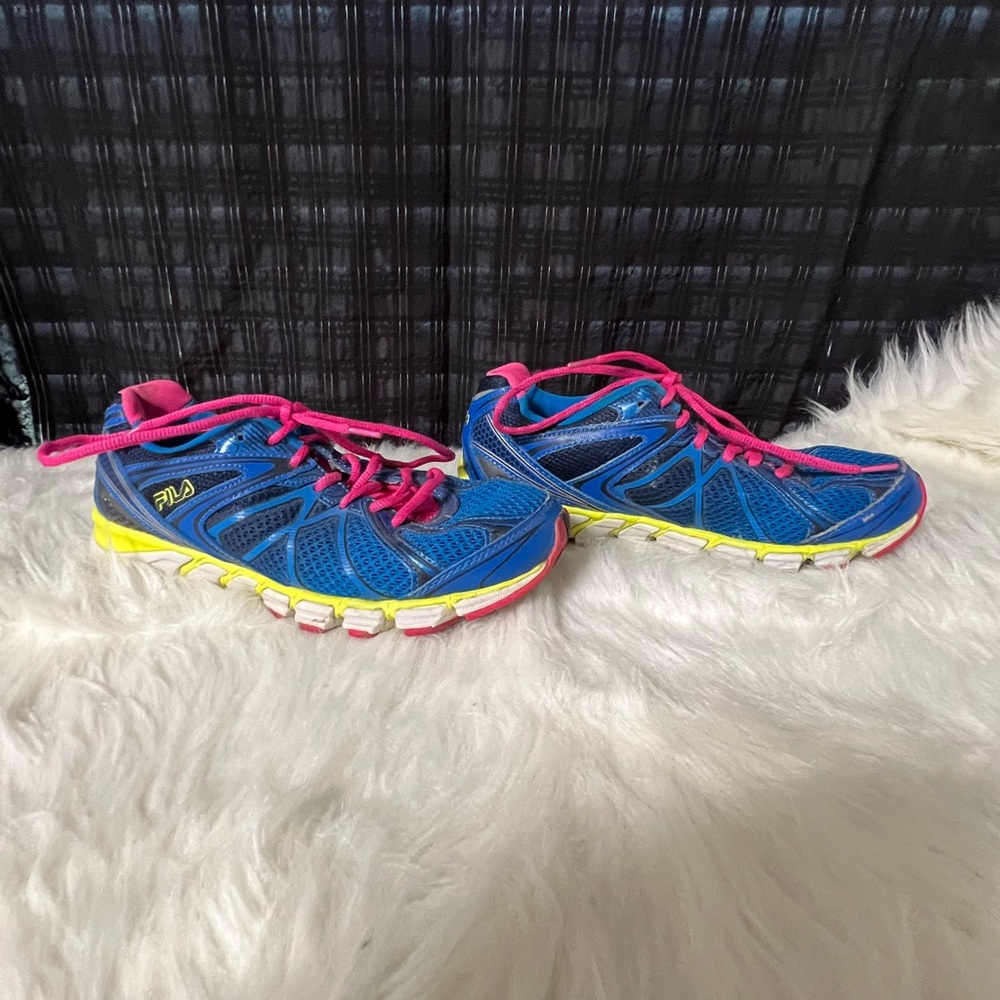 Fila Energized CoolMax Women's Size 7.5 Running Shoes Athletic Sneaker